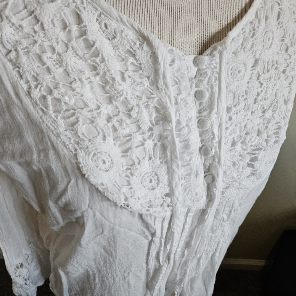 S & R Fashion 100 % Cotton White Lace Detail Women's Top Size Large. - Picture 13 of 13